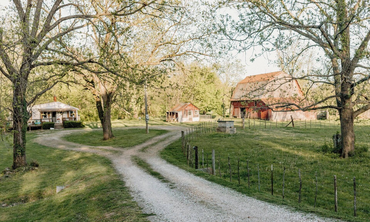 Carthage House | 2-bedroom farmhouse in quaint Carthage with beautiful creekside access