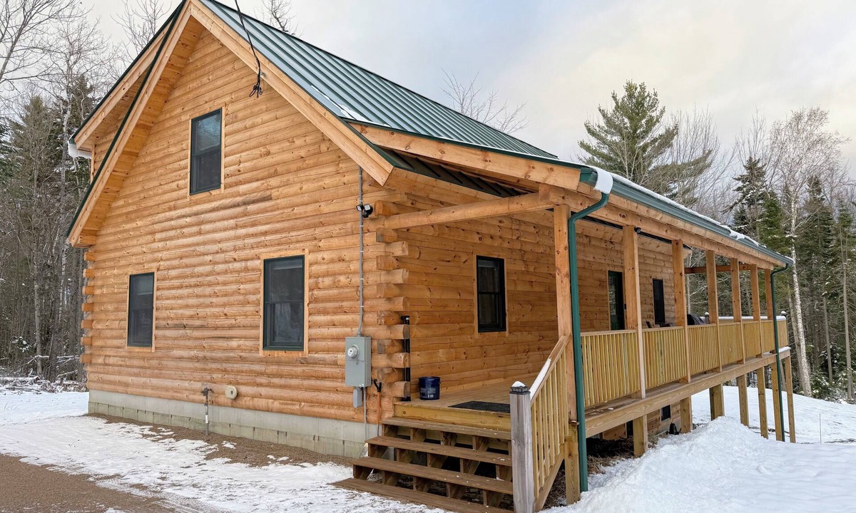 Bethlehem Cabin | 2S: New log cabin in Bethlehem: privacy, firepit, great location!