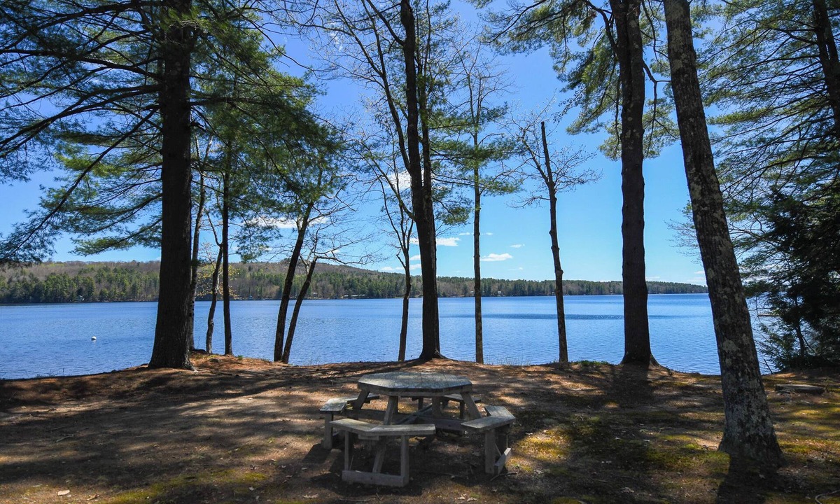 North Bridgton Condo | 3 Bedroom Condo on Long Lake