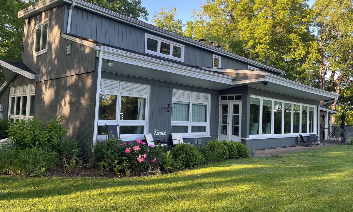 Craigsville House | 3-bedroom. Park-like private setting. Pool. 40 min from Oakmont, PA US Opener.