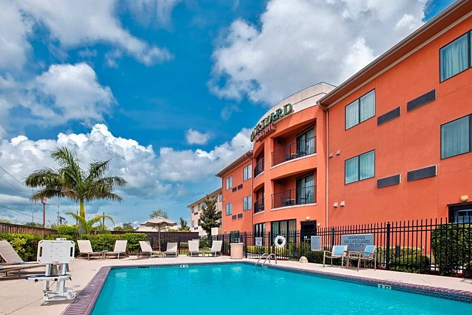 South Side Hotel | 3-Star Hotel ∙ Courtyard by Marriott Corpus Christi