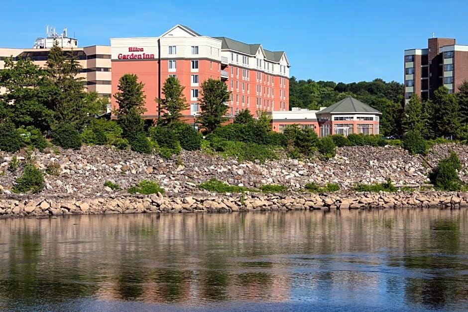 Auburn Hotel | 3-Star Hotel ∙ Hilton Garden Inn Auburn Riverwatch