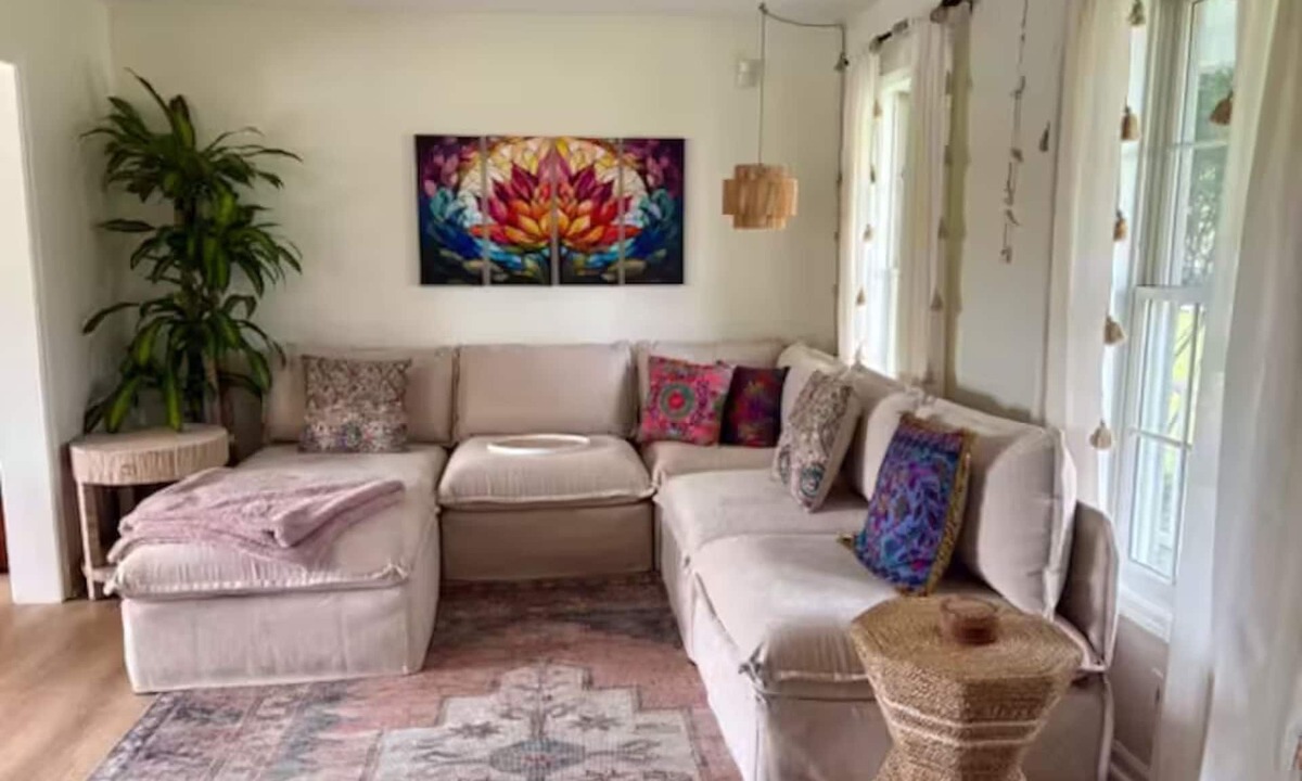 Victor House | 4-bedroom house in amazing Victor with AC/Comfortable heaven