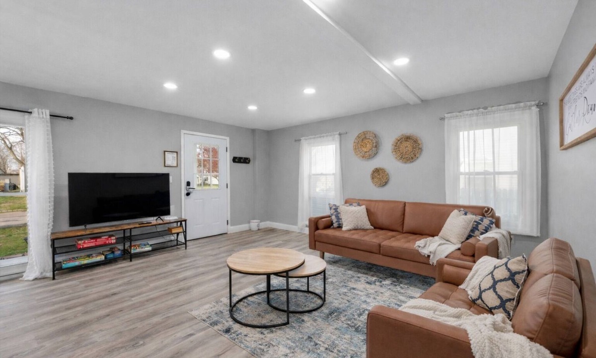 Grandview Heights House | 4-bedroom vacation home just 4 minutes to Ohio State University