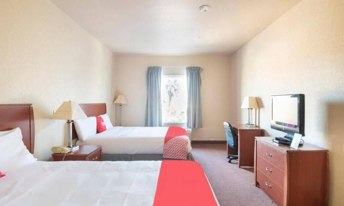 Clute Hotel | 4 Value-Driven Rooms Stay Perfect for Exploring Texas Attractions