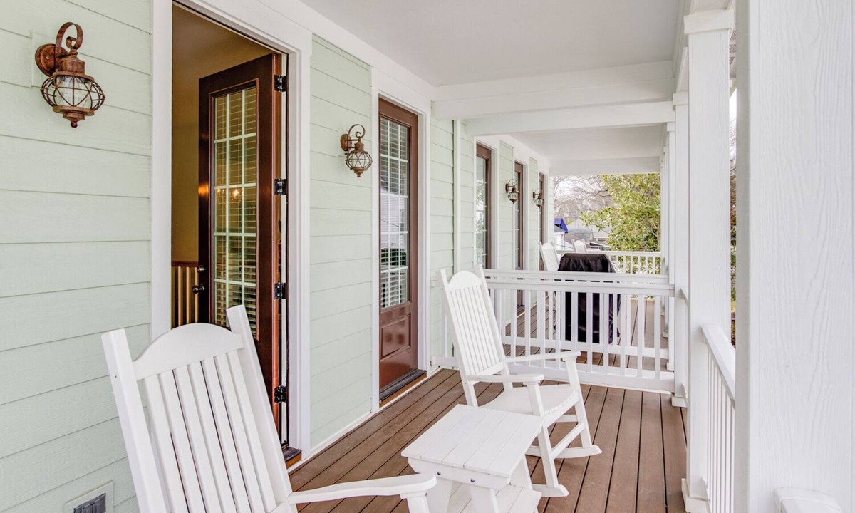 Northeast Virginia Beach Villa | 410b The King Neptune House