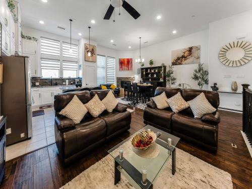 Lewisville Apartment | A Homely Getaway