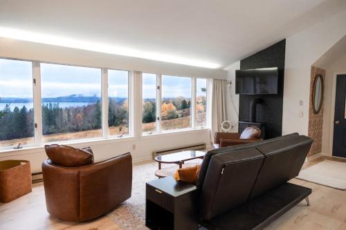 Rangeley Apartment | Airy Studio, Lake Access & Views, AC, 5min to Downtown