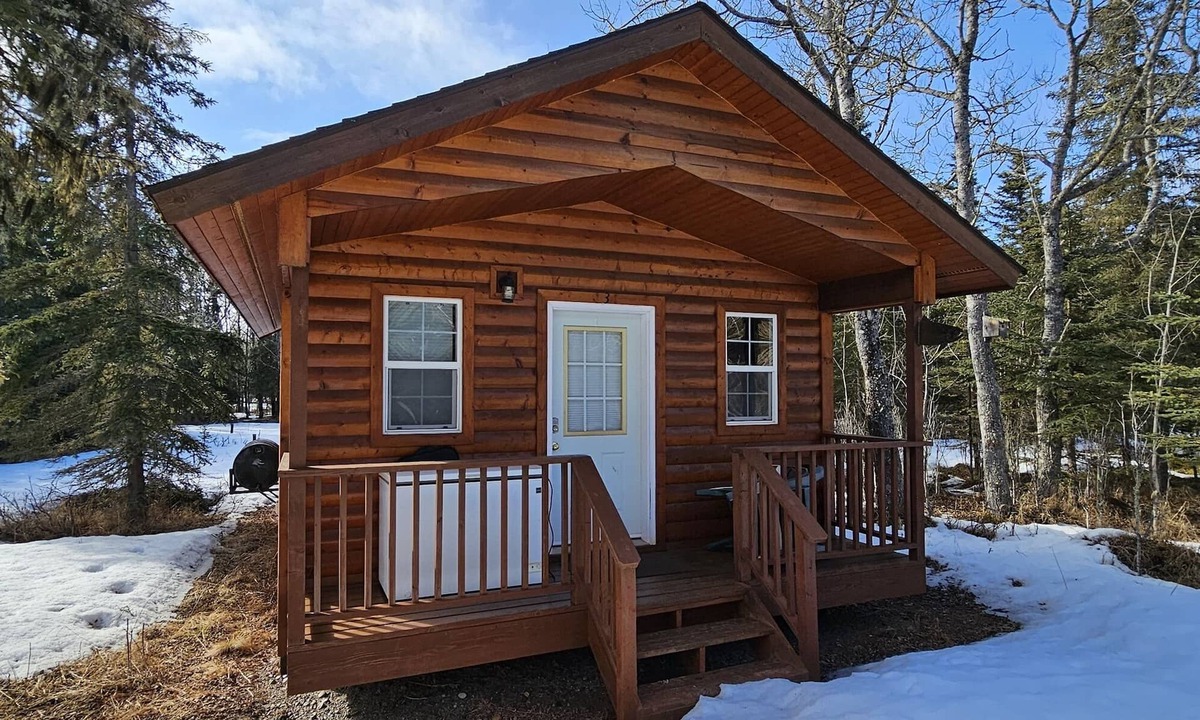 Cohoe Cabin | Alaska Summers Lodge Cabin 3-Near Mouth of Kasilof River