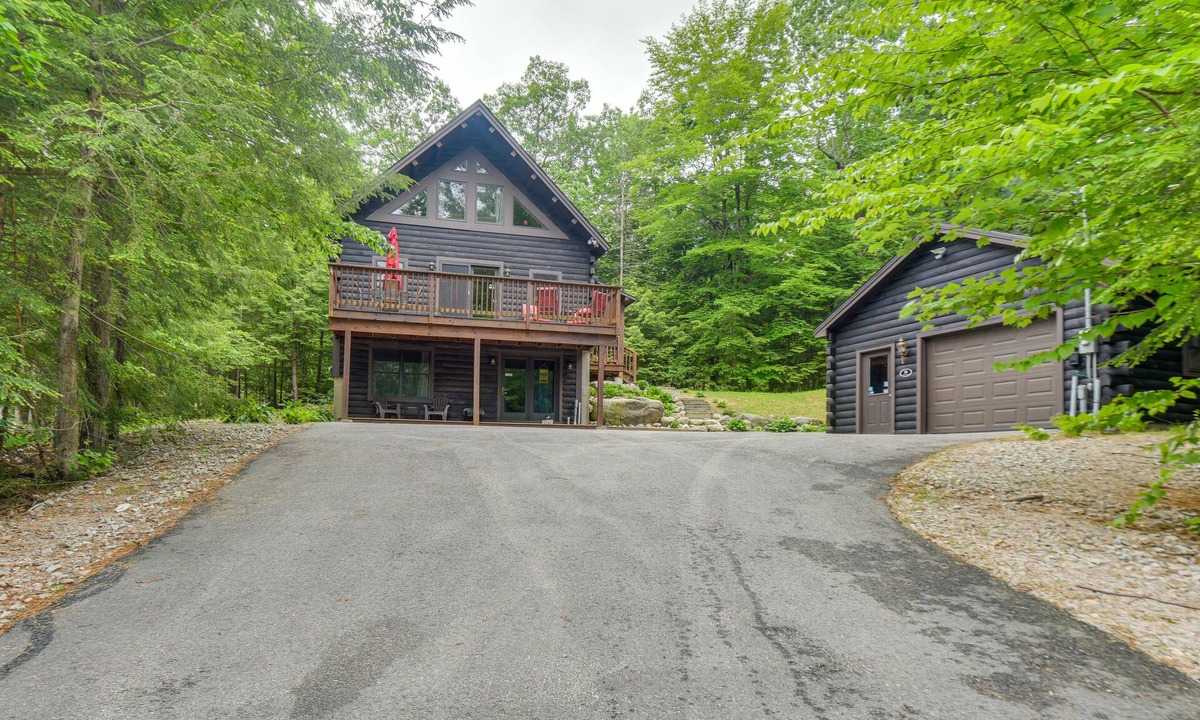 Conway Cabin | All-Season Log Cabin Escape! 11 Mi to Cranmore Mtn