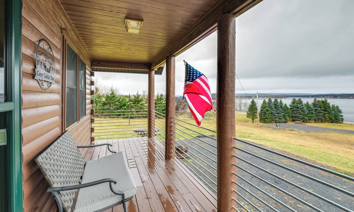 Saint Agatha Cabin | All-Season Long Lake Base Camp! Family Cabin