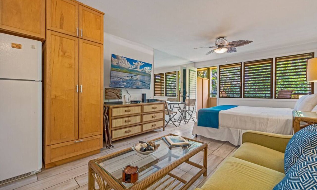Napili Condo | Aloha Condos, Napili Bay Resort, Condo 216, Beach View