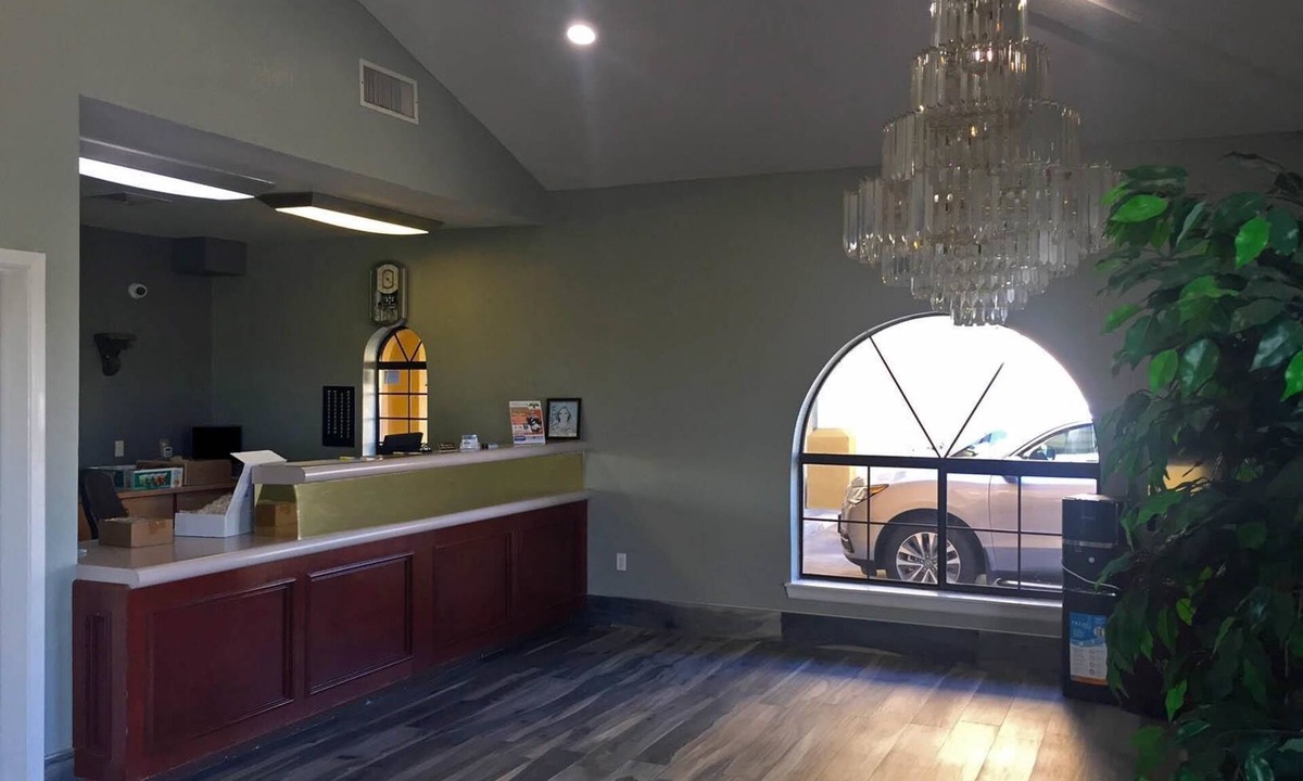 Bishop Hotel | Americas Best Value Inn Bishop Kingsville