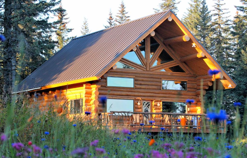 Anchor Point Cabin | Anchor Point Captain Cook Lodge