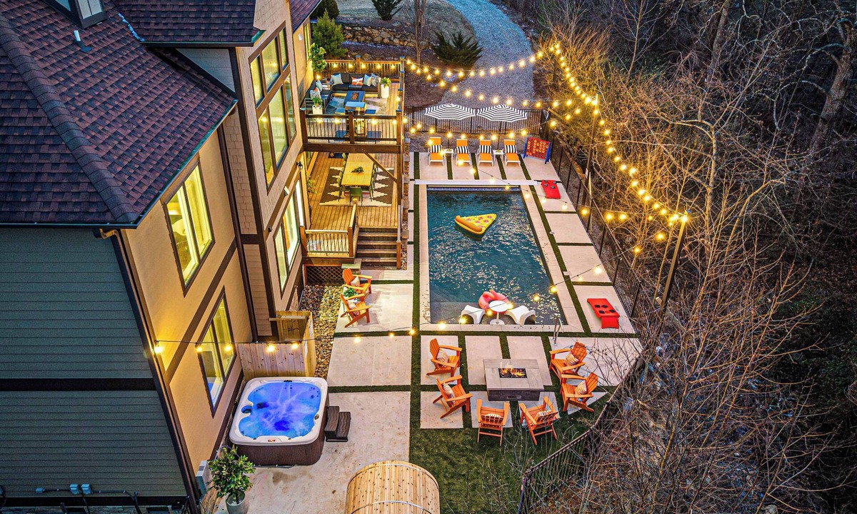 Asheville House | Asheville Luxury Estate for 20 Pool, Sauna, Theater, Elevator