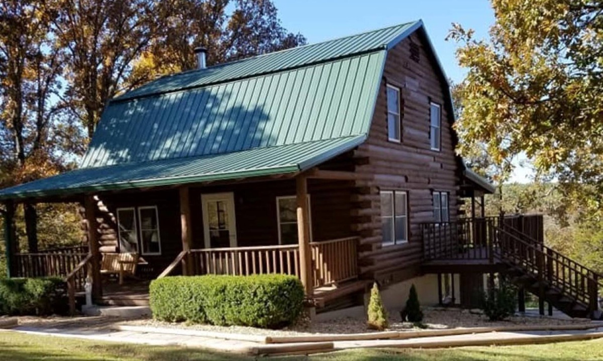 Mountain Home Cabin | Authentic Log Cabin in the Southern Ozark Mountains with hot tub