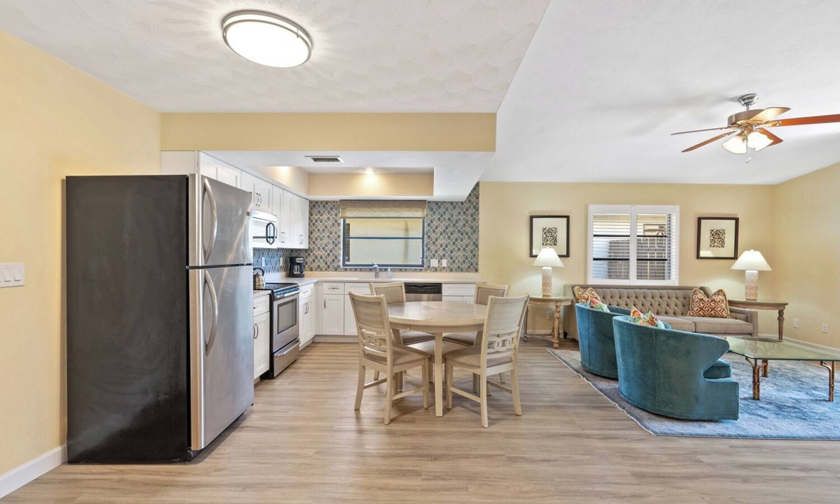 Naples Park House | Avanti Vacation Rental, Relaxing 3-BR Retreat with Private Pool Minutes from Vanderbilt Beach and Delnor-Wiggins State Park. Enjoy Southern Exposure, BBQ Area, and Pet-Friendly Comfort