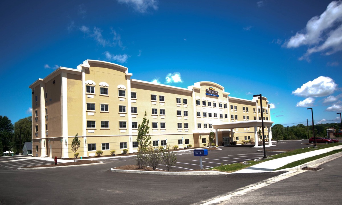 Erie Hotel | Baymont by Wyndham Erie