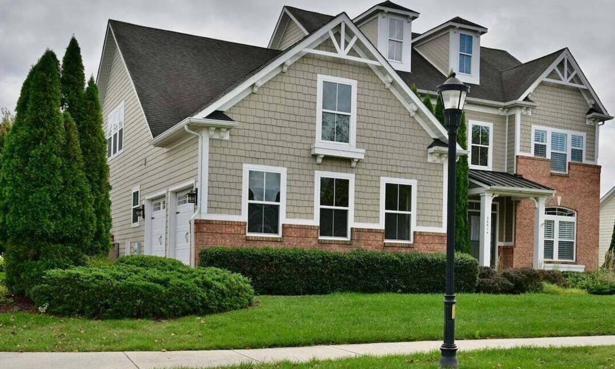 The Commons House | Bayside * 5BR Beautiful Large Bayside Resort House