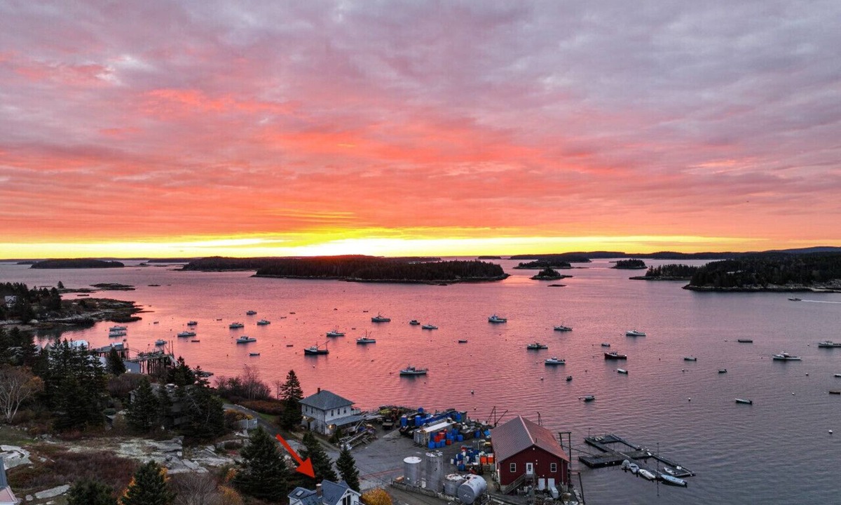 Stonington Apartment | Bayview House 1br 2ba Stunning Harbor Views