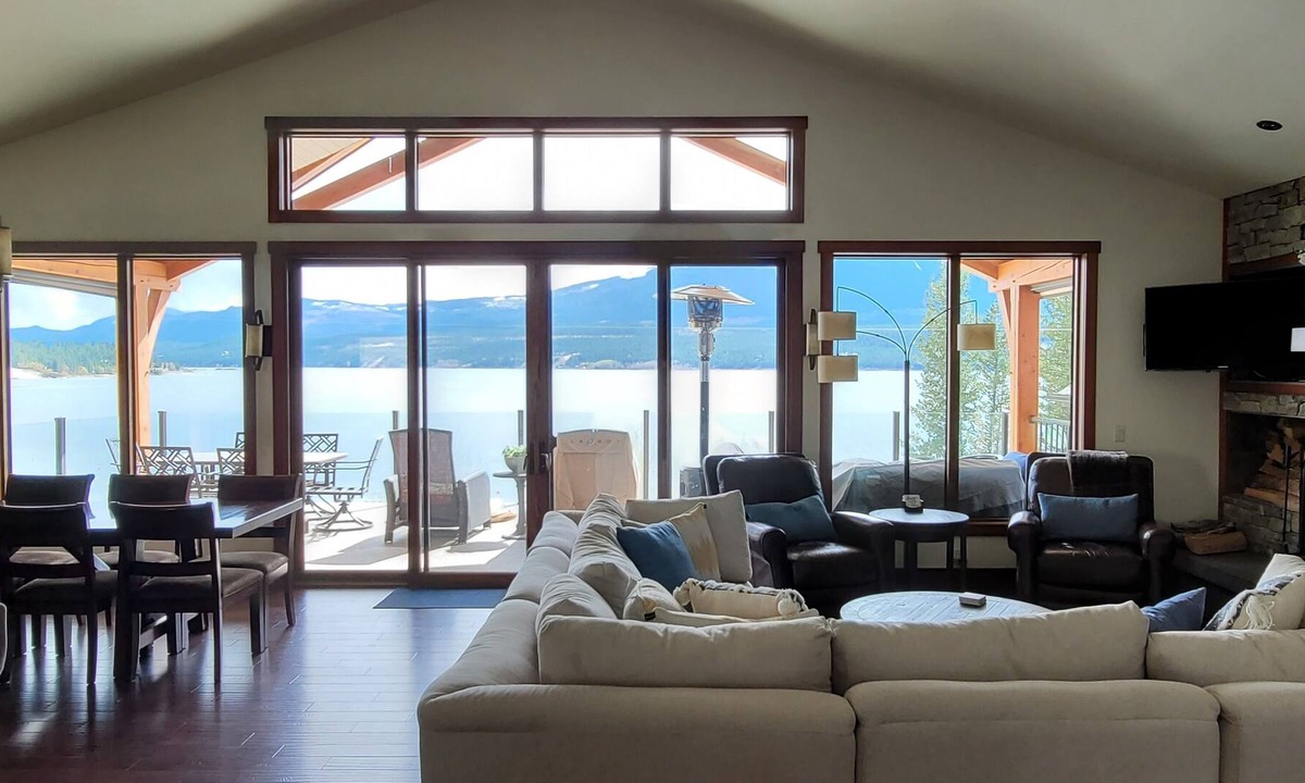 Windermere House | Beach Front Vacation Home