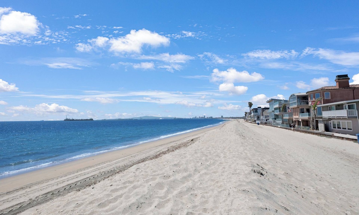 Harbor House | Beachfront 3-bedroom centrally located on the Long Beach peninsula