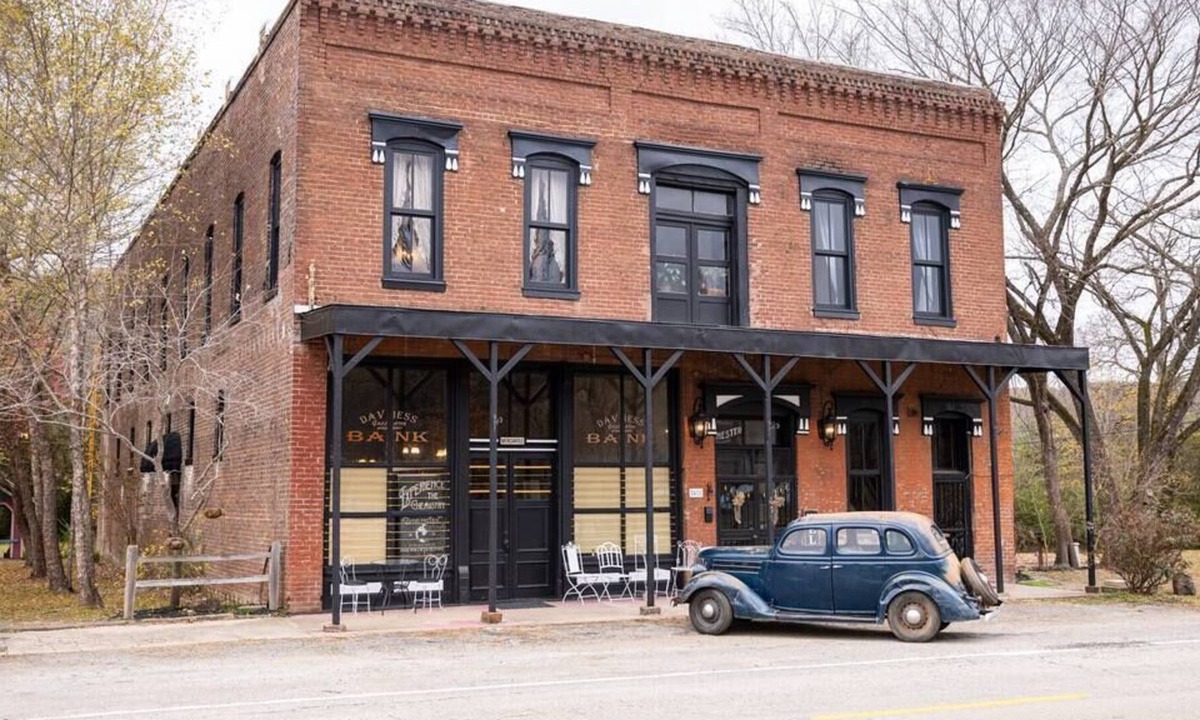 Chester Bed & Breakfast | Beard and Lady Inn, Chester, AR, Ozarks, All Beds