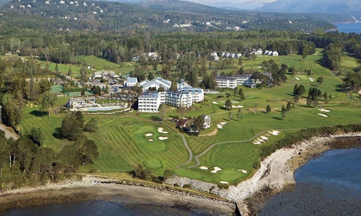 Glen Cove Condo | Beautiful 2-Bedroom Condo on Penobscot Bay in Rockport ME Oct 9-Oct 16, 2026