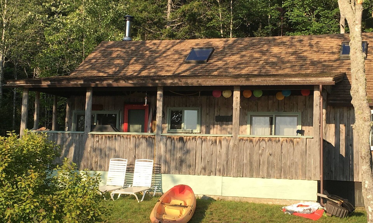 Gouldsboro Cabin | Beautiful 4-bedroom cabin in Gouldsboro for a getaway overlooking Jones Pond