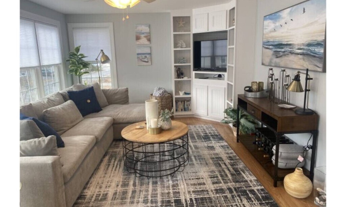 Camp Ellis House | Beautiful, modern, spacious cottage just steps to the beach!