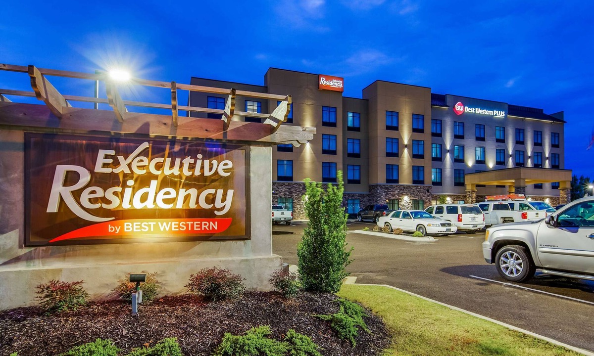 Marion Hotel | Best Western Plus Executive Residency Marion