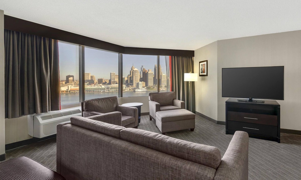 Windsor Hotel | Best Western Plus Waterfront Hotel