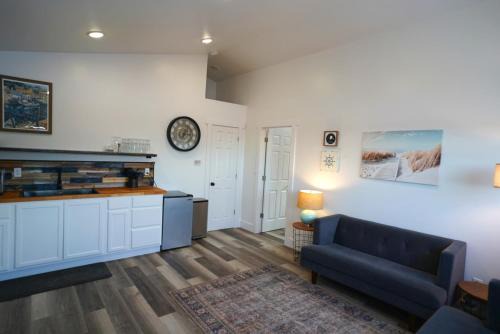 Diamond Ridge House | Bluff Hideaway - Guest House