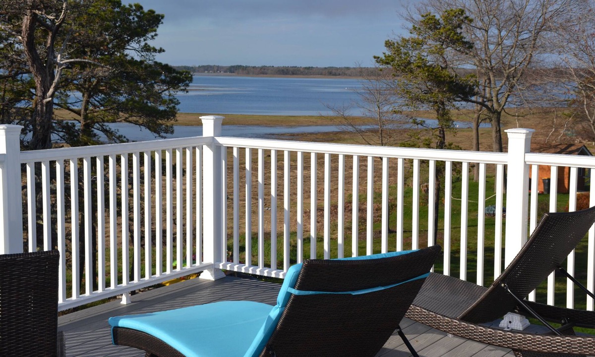 Scarborough House | Brand New 6 Bedrooms, 5.5 baths, with water views, sleeps 18
