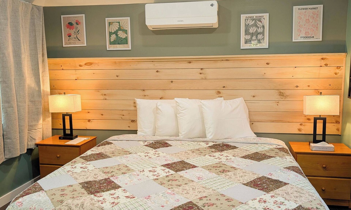 Bar Harbor Cabin | Brand New Cute Cabin Cabin 12C