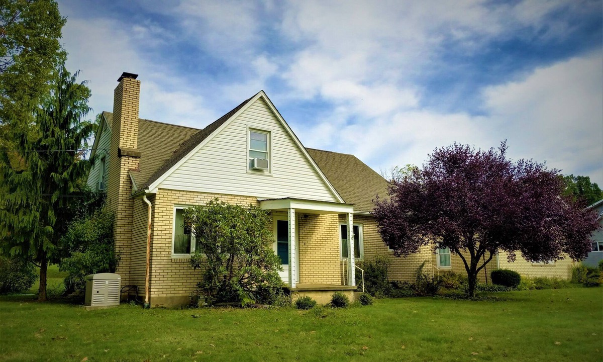 Oil City House | Brick House near PA Wilds