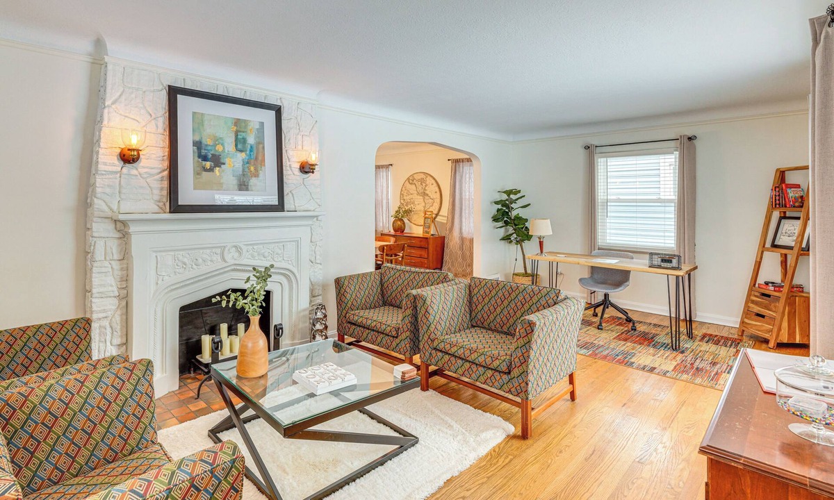 Cleveland House | Bring the Family! Mid-Century Modern Gem in Euclid