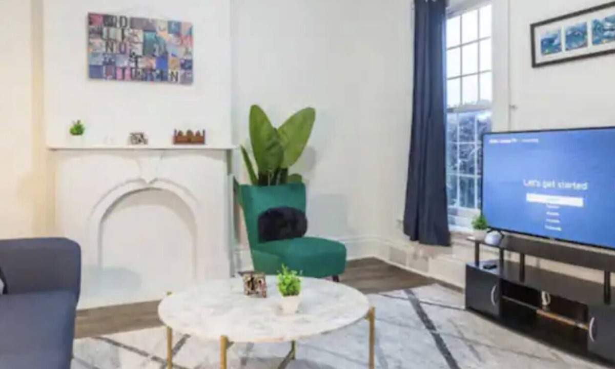 Front Park House | Buffalo - Prospect 4