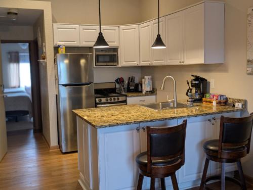 Oak Harbor Apartment | C & D Restawhile