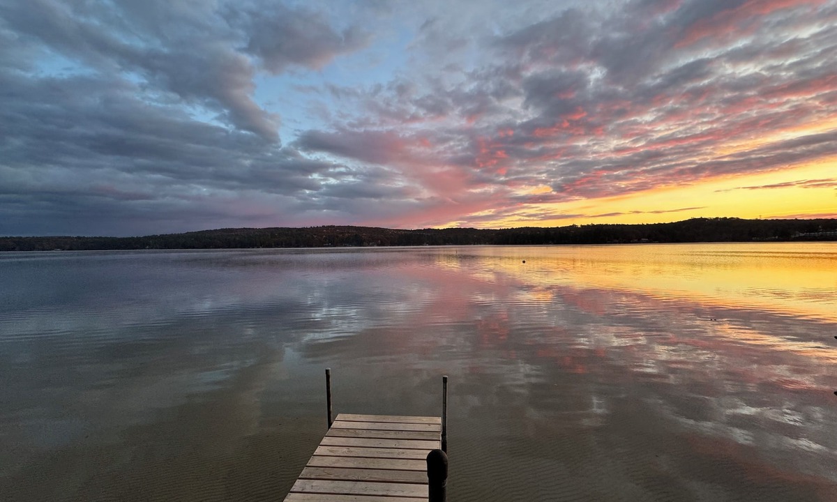 Naples Cabin | Cabin at The Dock Of The Bay -Lakefront w/Mooring