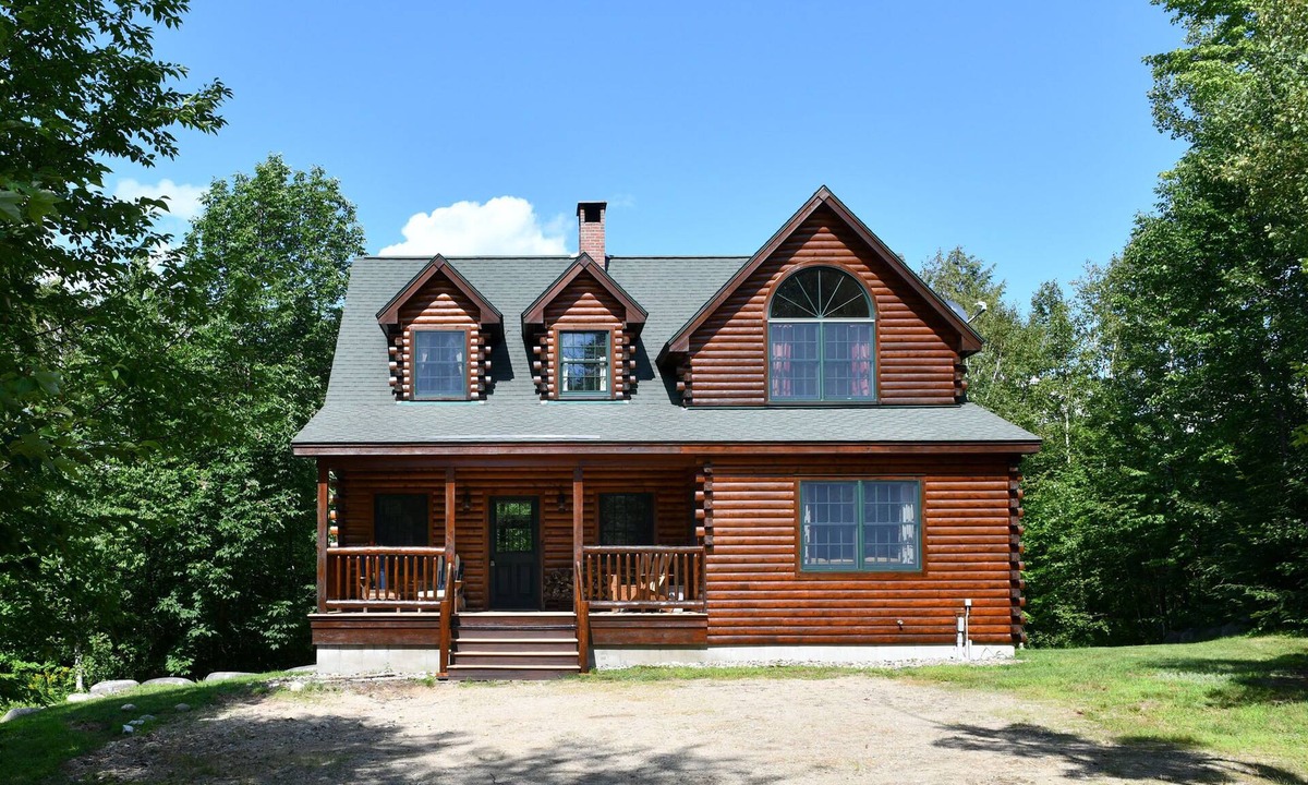 Greenwood House | Cabin w/Views, Grill, Sauna, Pool Table, Games