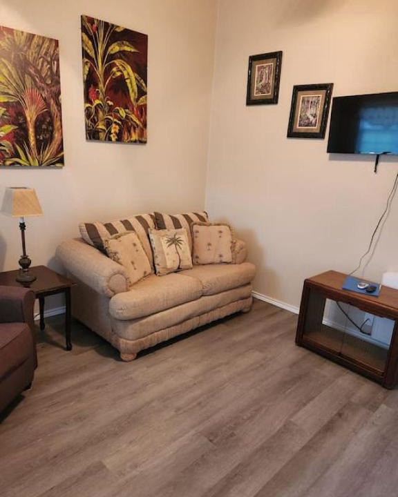 Rockport Apartment | Cabin XX 1 Bedroom 1 Queen