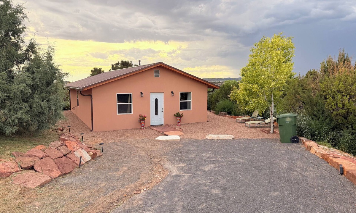 La Cienaga House | CASITA DEL RANCHO LAS ISABELES