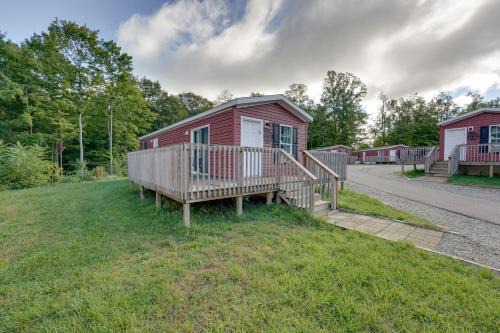 Cassopolis House | Cassopolis Cabin w/On-Site Fishing Pier!