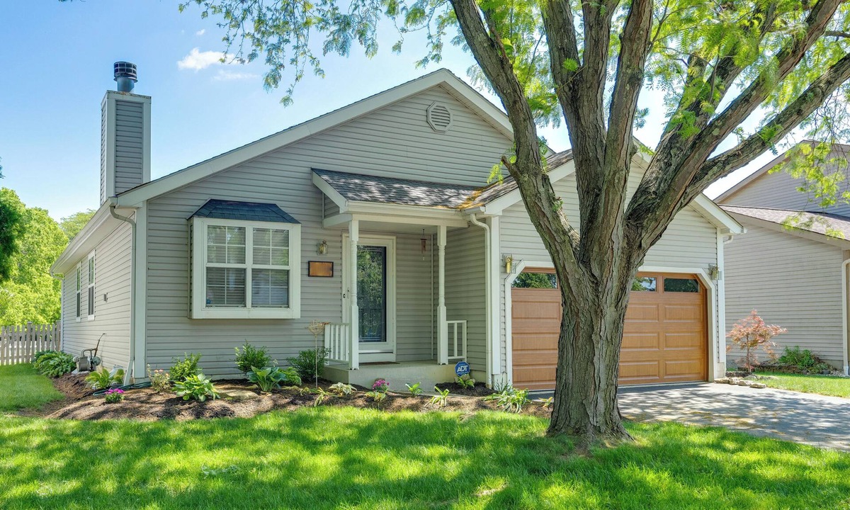 Hilliard House | Castlerea Casa Columbus Home w/Deck & Yard