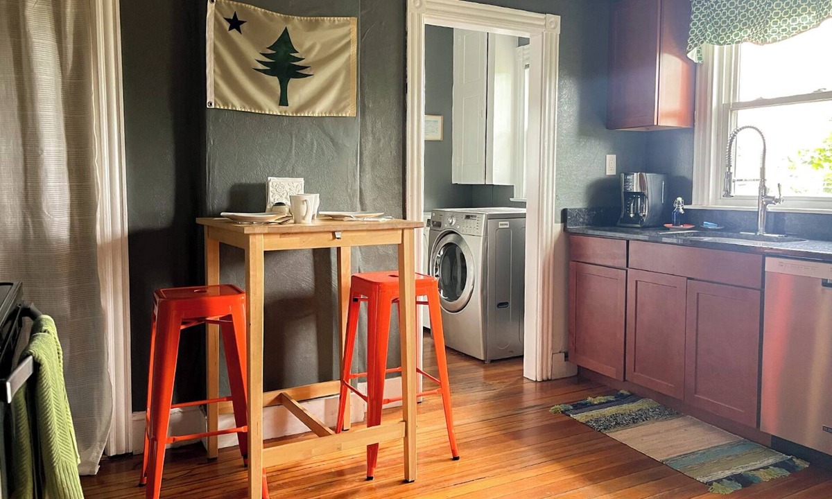 Back Cove Condo | Centrally located off Back Cove, 2nd floor 4 bedroom, 2 Bath condo w/deck