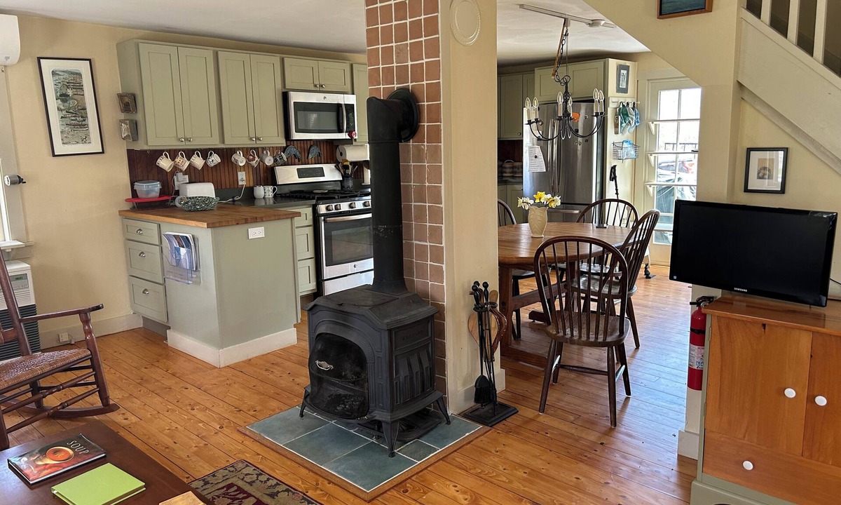 Islesboro House | Charming 2-bedroom house with WiFi on marvelous Islesboro