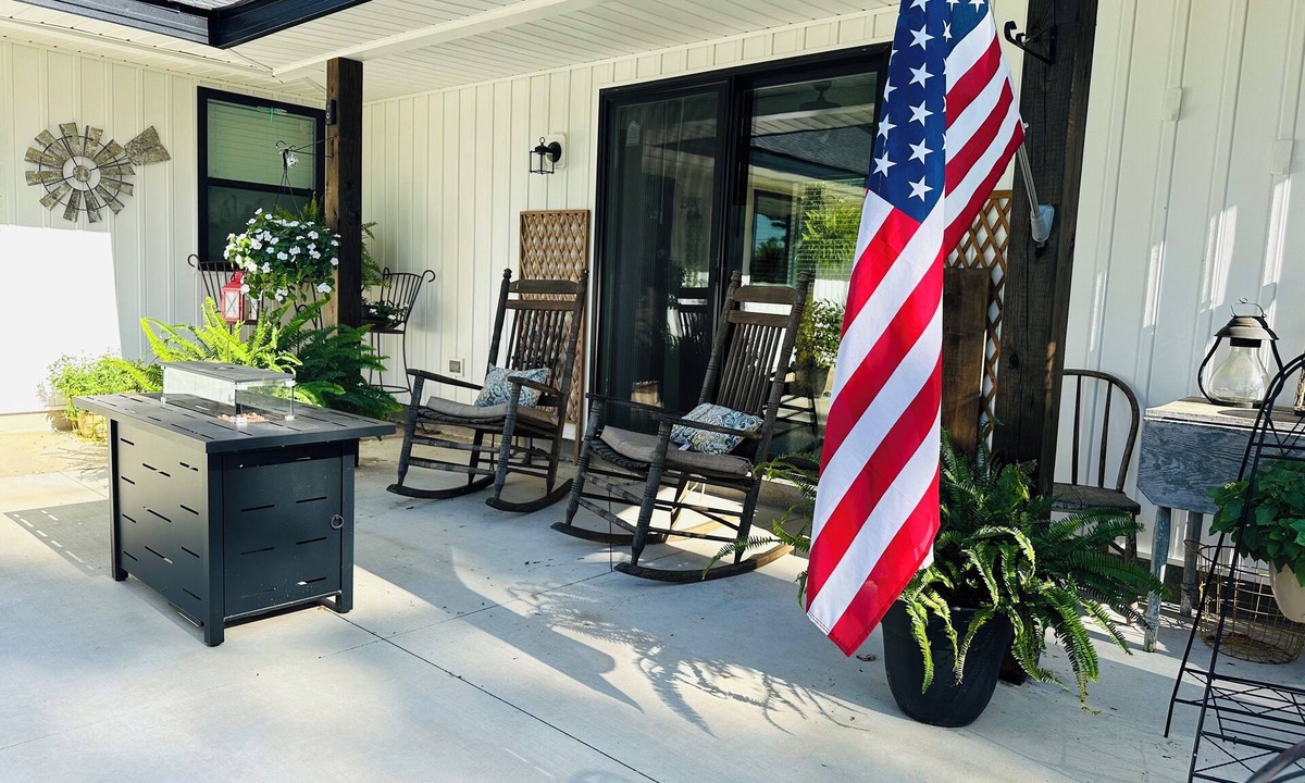 Cecil Cabin | Charming cabin in wonderful Greenwood AR Located close to Wedding Venue The Loft