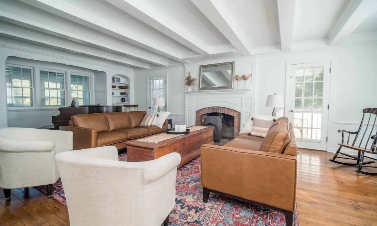 Chautauqua House | Charming Chautauqua century home w/modern touches