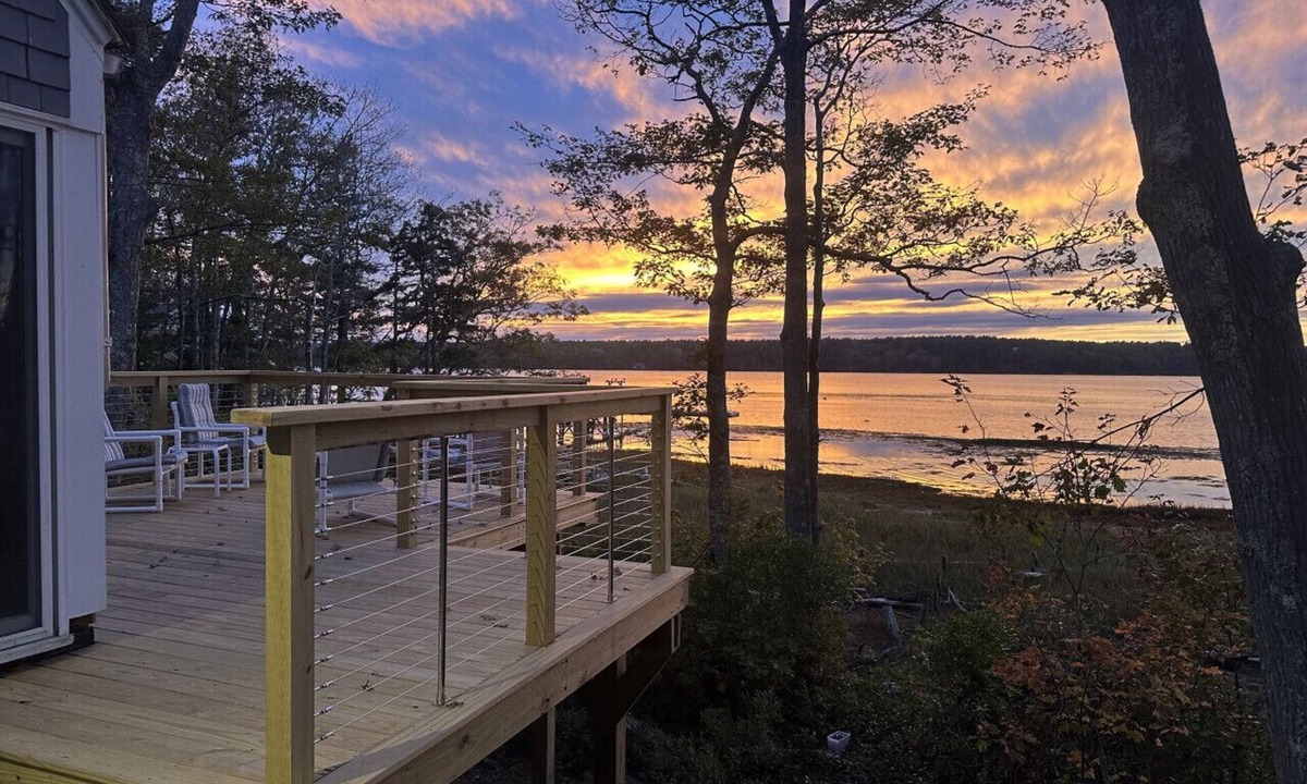 Boothbay House | Charming cottage on the beautiful Sheepscot River!